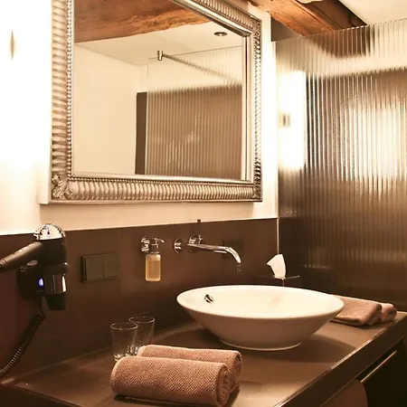 Hotell Anno 1216