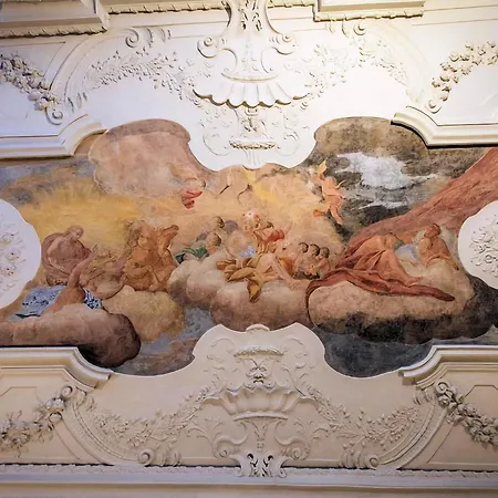 Hotel Anno 1216 2*