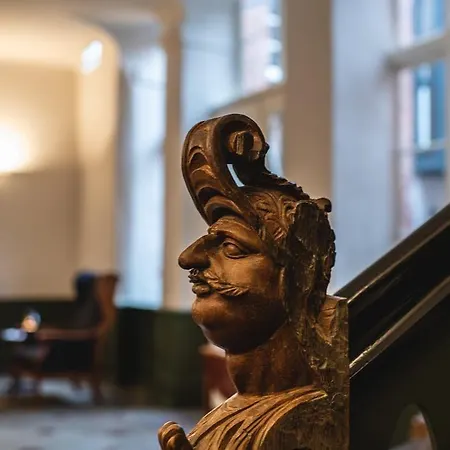 Anno 1216 Hotel 2*