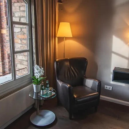 Hotel Anno 1216 2*